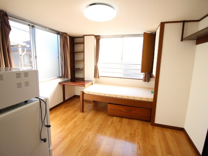 物件内観写真8　(居室)