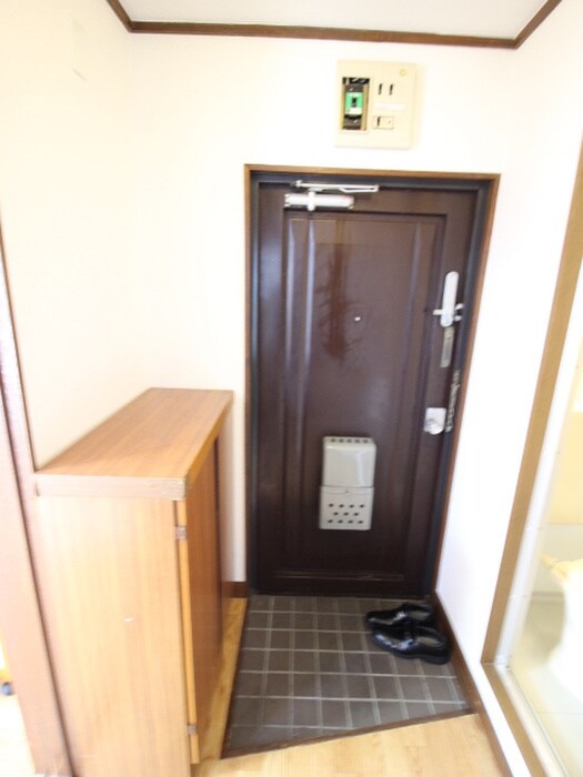 物件内観写真19　(玄関)