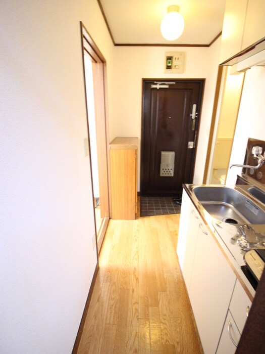 物件内観写真21　(廊下)