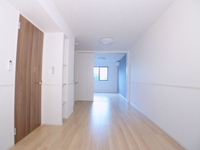 物件内観写真8　(居室)