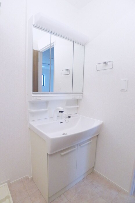 物件内観写真13　(洗面)