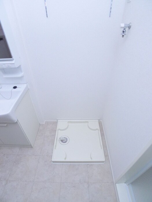 物件内観写真17　(洗濯機置場)