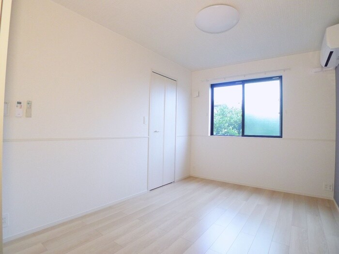 物件内観写真21　(居室)