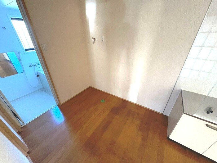 物件内観写真19　(洗濯機置場)