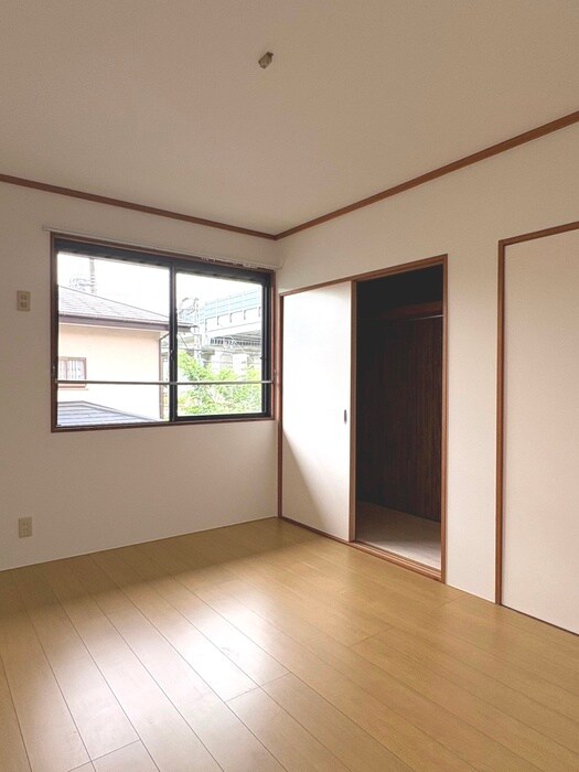 物件内観写真13　(居室)