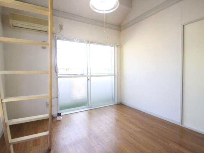 物件内観写真13　(居室)