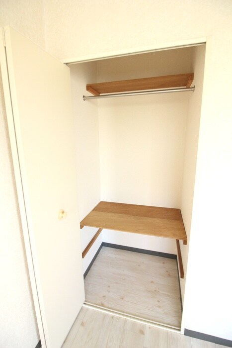 物件内観写真10　(収納)