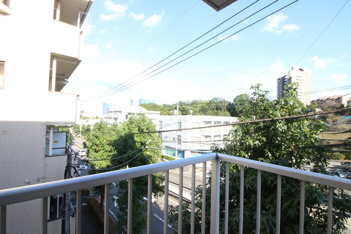 物件内観写真22　(室内からの展望)