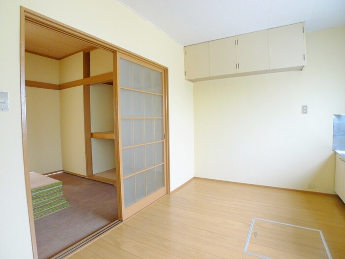 物件内観写真8　(内観写真)