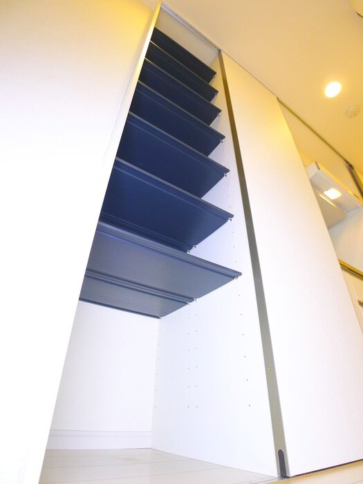 物件内観写真18　(靴箱)