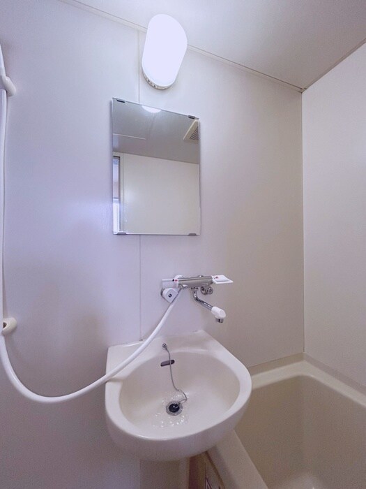 物件内観写真11　(洗面)