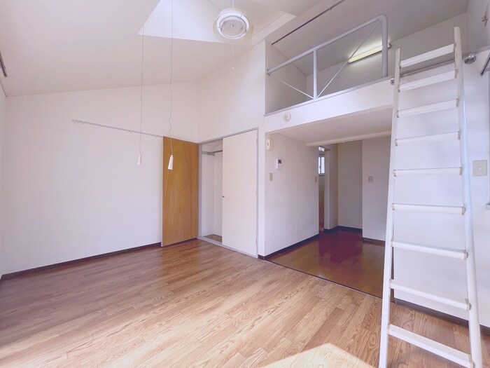 物件内観写真13　(居室)