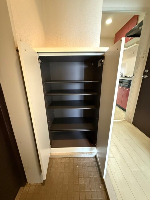 物件内観写真14　(靴箱)