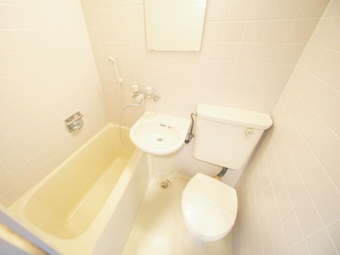 物件内観写真12　(バス／シャワールーム等)