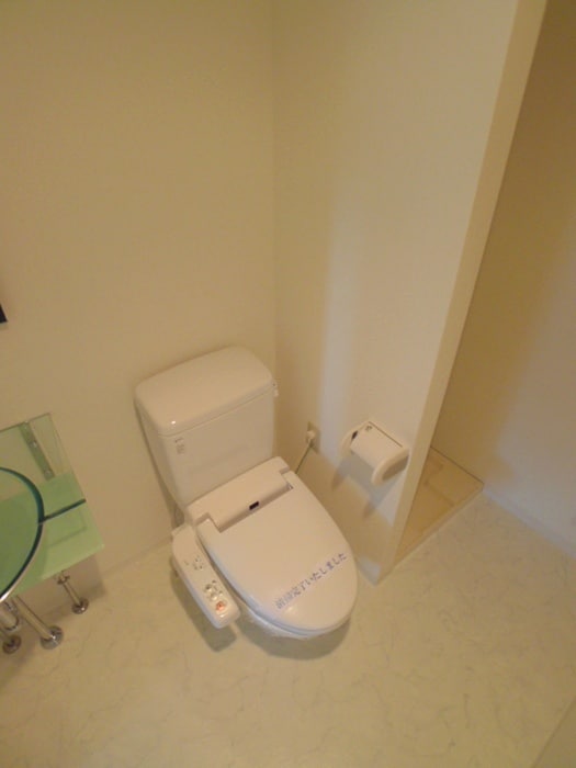 物件内観写真15　(トイレ)