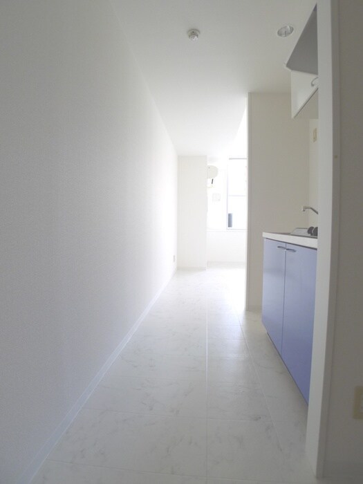 物件内観写真21　(廊下)