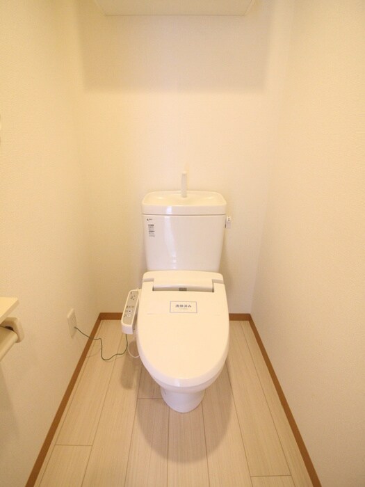 物件内観写真9　(トイレ)