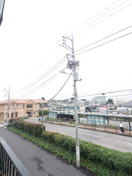 物件内観写真14　(室内からの展望)