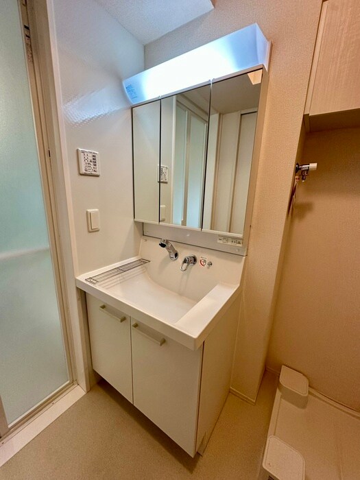 物件内観写真12　(洗面)