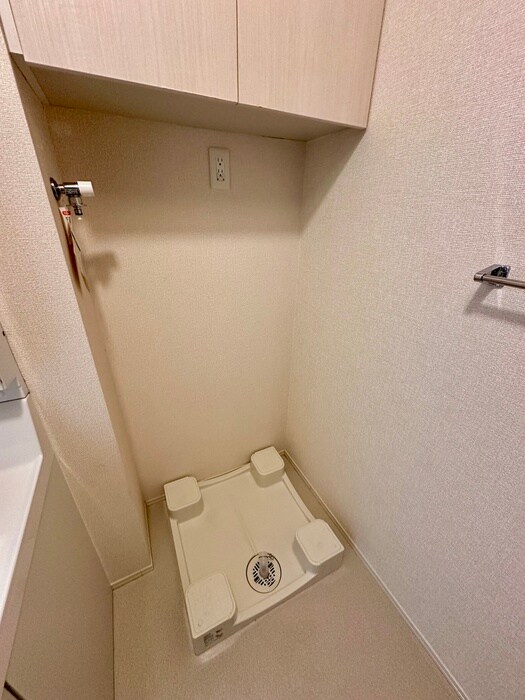 物件内観写真13　(洗濯機置場)