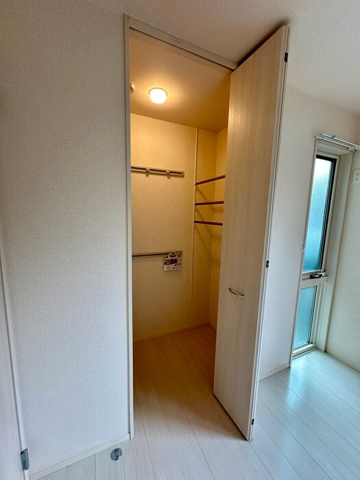 物件内観写真14　(収納)