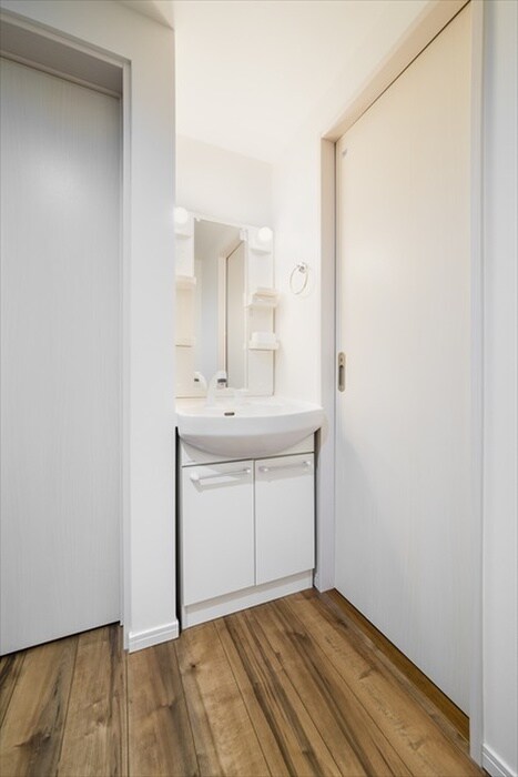 物件内観写真11　(洗面)