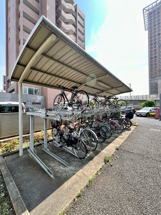 物件外観写真5　(駐輪場)