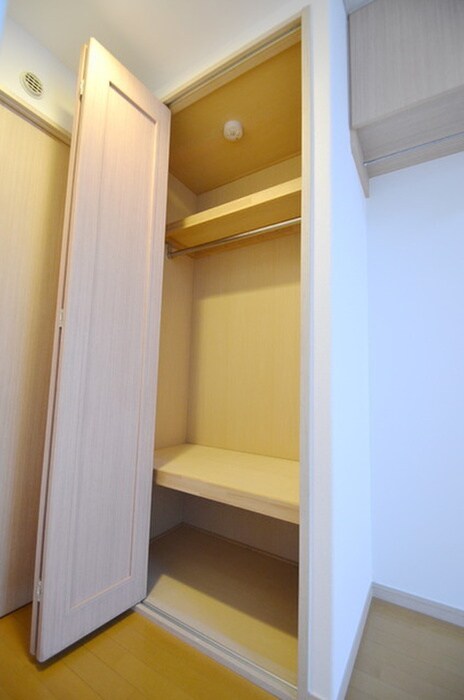 物件内観写真12　(収納)