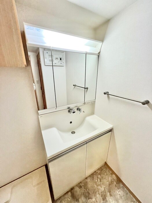 物件内観写真13　(洗面)