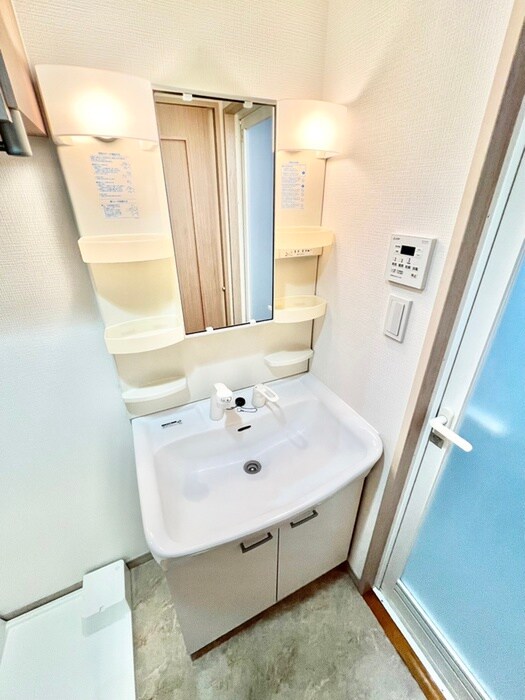 物件内観写真14　(洗面)