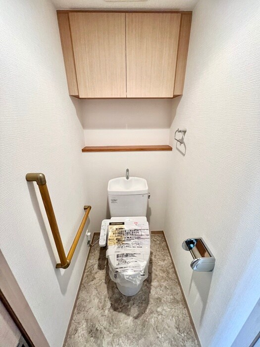 物件内観写真14　(トイレ)