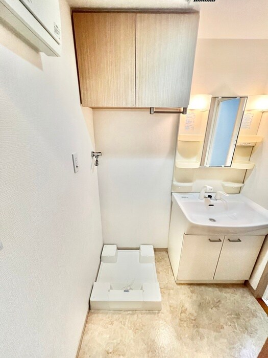 物件内観写真21　(洗濯機置場)