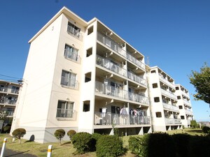 南長津田団地３号棟(323)外観写真