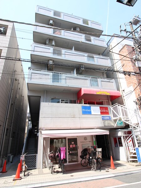 メゾンドルフ外観写真