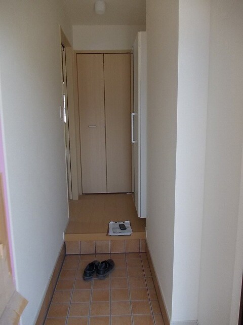 物件内観写真7　(廊下)