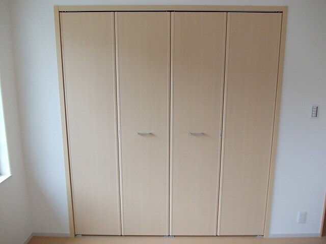 物件内観写真11　(収納)