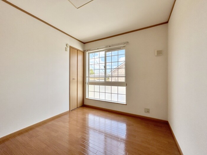 物件内観写真10　(内観写真)