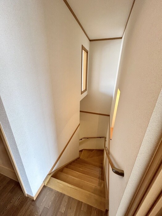 物件内観写真21　(廊下)