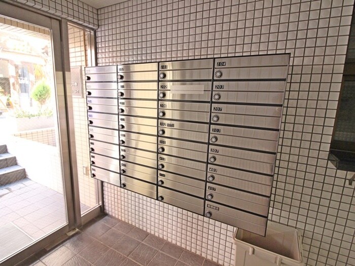 物件外観写真4　(建物設備)