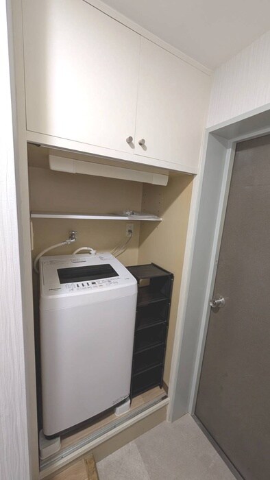 物件内観写真15　(洗濯機置場)
