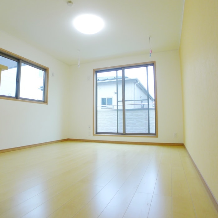 物件内観写真8　(居室)