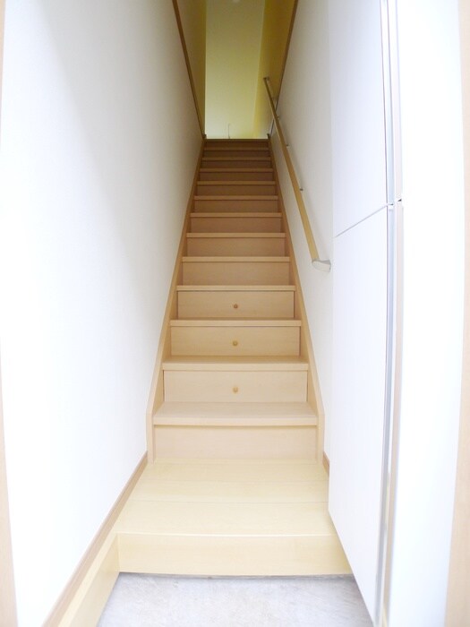 物件内観写真18　(玄関)