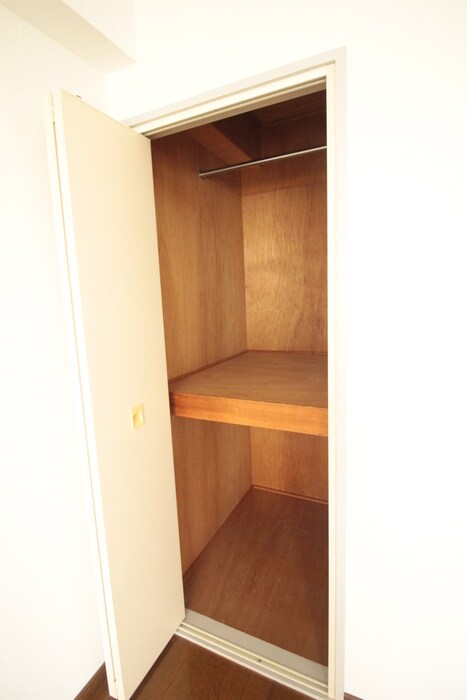 物件内観写真13　(収納)