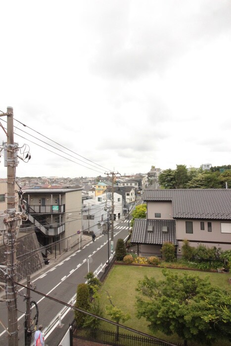 物件内観写真16　(室内からの展望)