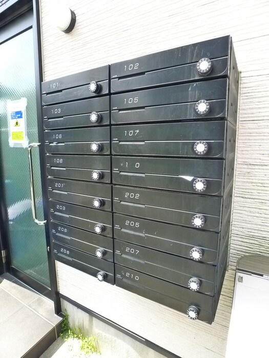 物件外観写真4　(建物設備)