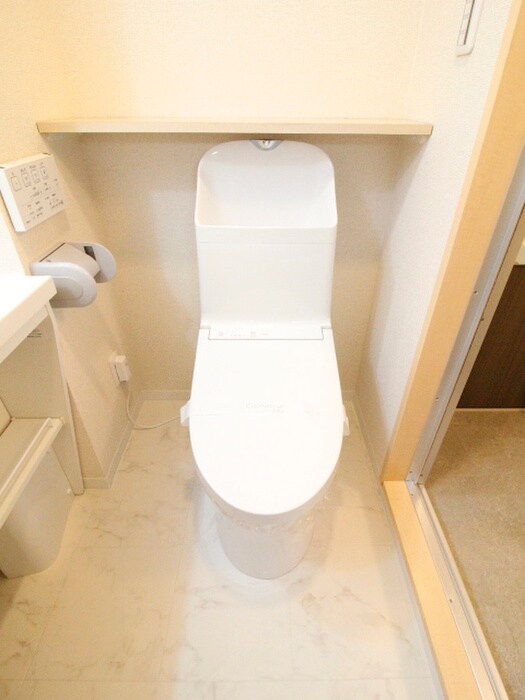 物件内観写真13　(トイレ)