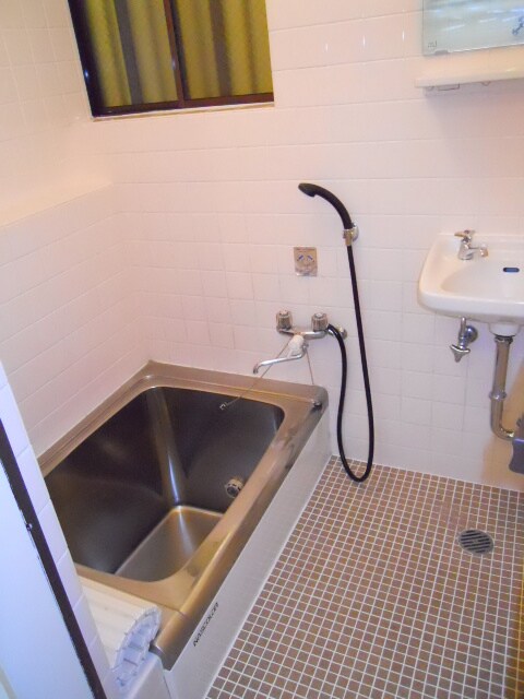 物件内観写真8　(バス／シャワールーム等)