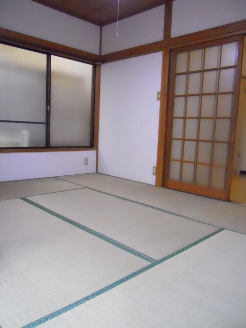 物件内観写真11　(居室)