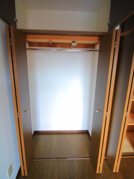 物件内観写真11　(収納)