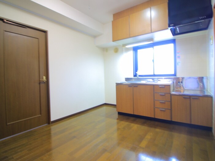 物件内観写真13　(居室)